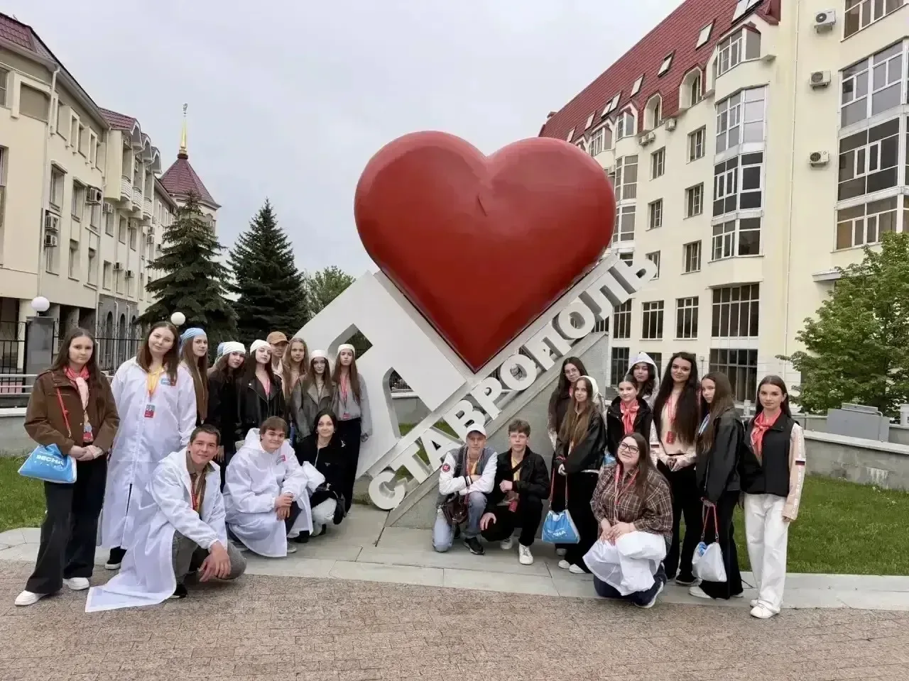 ⭐️ ОДНА ВЕСНА — ОДНА СТРАНА: ЗВЕЗДА САРАТОВСКОЙ ЗЕМЛИ СИЯЕТ В СТАВРОПОЛЕ!  В Ставрополе дан старт гр