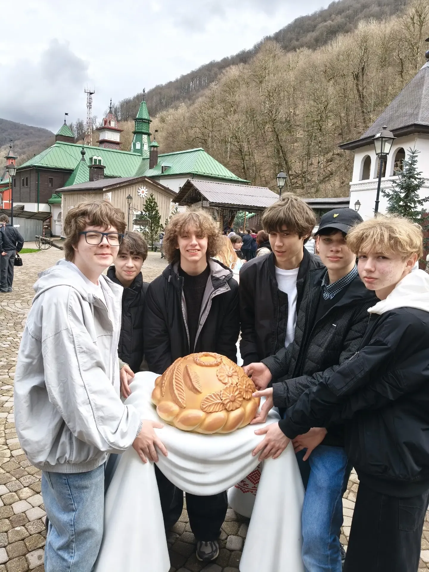 Международный день музеев 🏛️  Ежегодно 18 мая во всём мире отмечается Международный день музеев, при