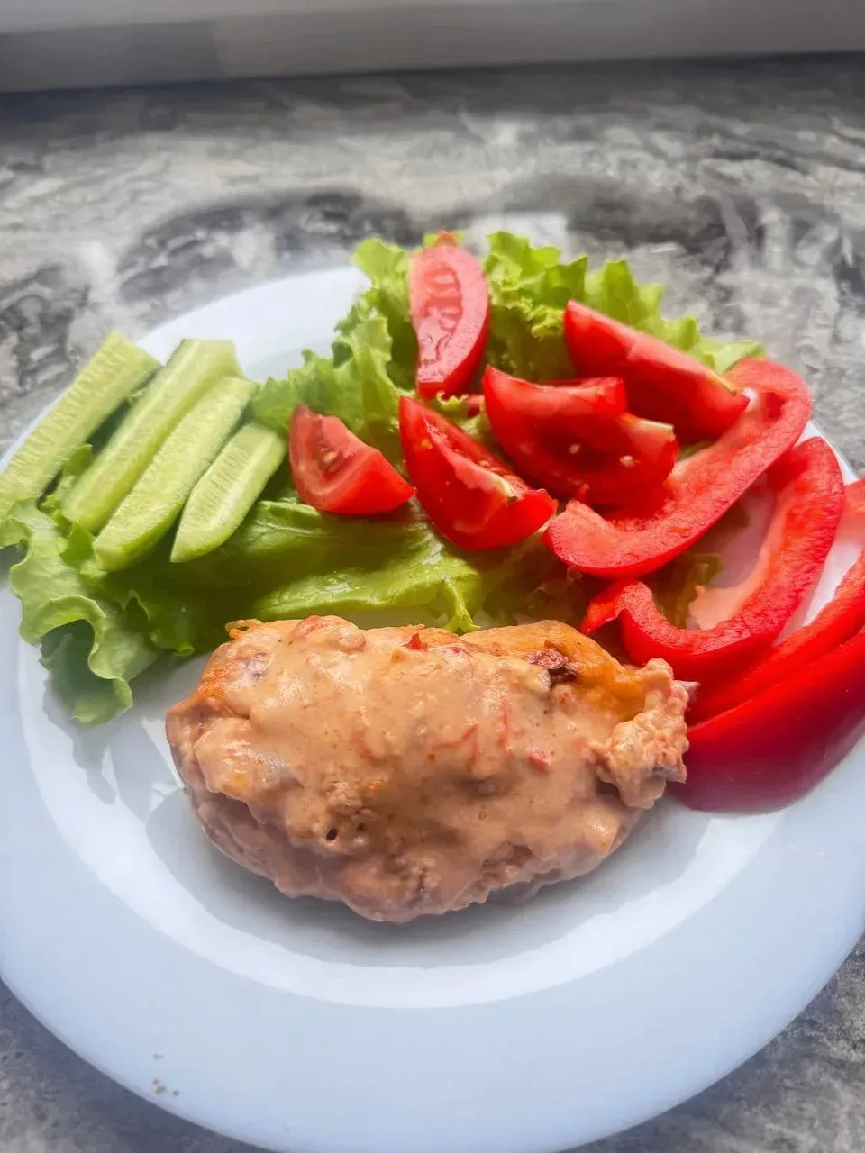 🤦‍♀️  Вы считаете калории. Отказываетесь от вкусной еды. Пьете имбирь с лимоном по утрам. А вес стои