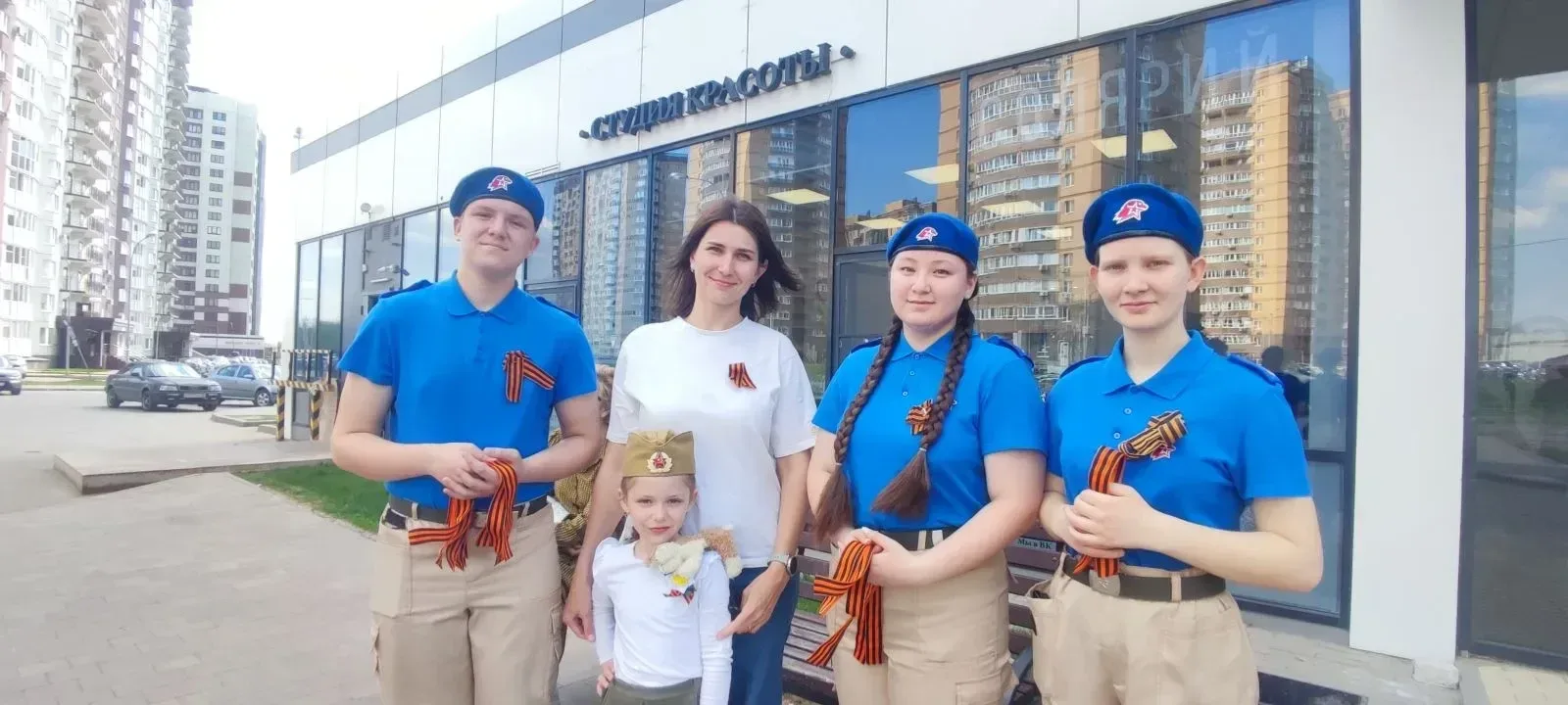 📍Всероссийская акция «Георгиевская ленточка»   В канун Дня Победы воспитанники юнармейского отряда «