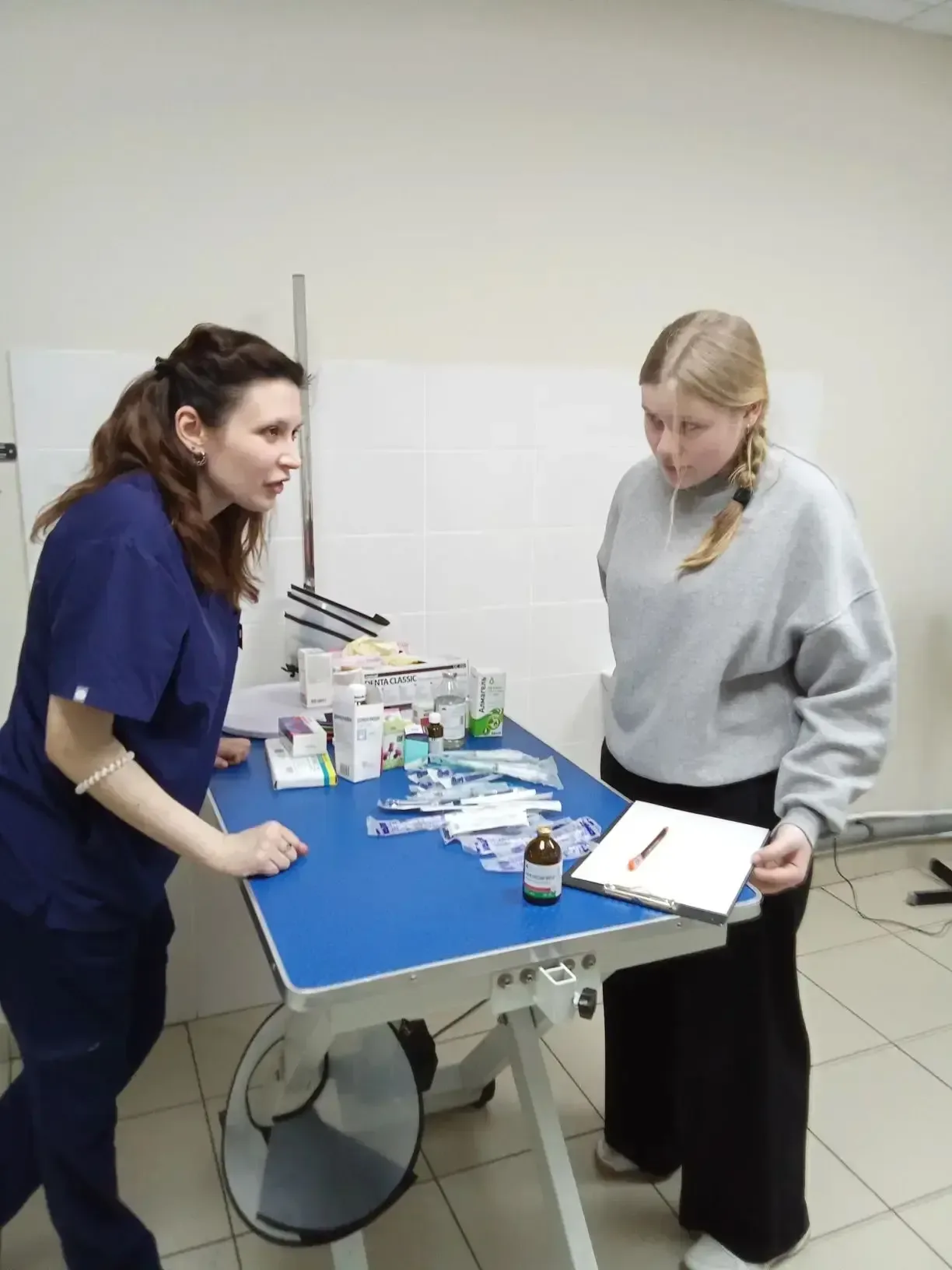 Путь в профессию👩🏼‍⚕️👨🏼‍⚕️🩺  13 мая для обучающихся 8 «А» предпрофильного естественнонаучного класса