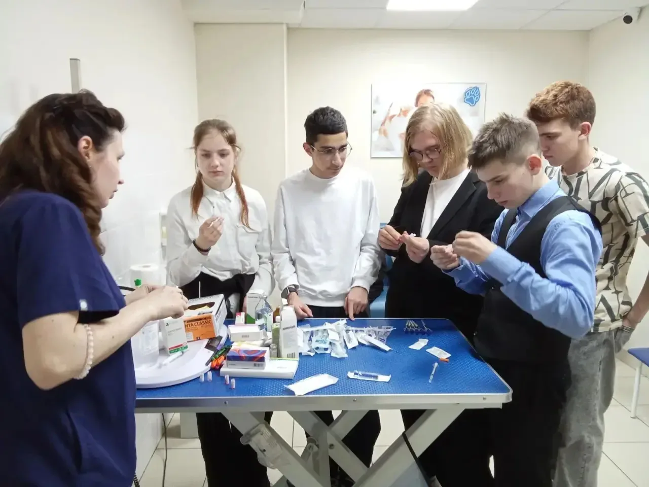 Путь в профессию👩🏼‍⚕️👨🏼‍⚕️🩺  13 мая для обучающихся 8 «А» предпрофильного естественнонаучного класса