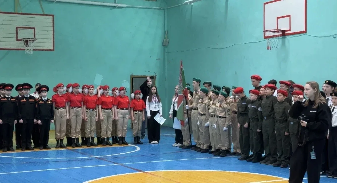 🎖️ Наша школа — площадка городского этапа военно‑патриотической игры «Зарница 2.0»! 🎖️  Дорогие учен