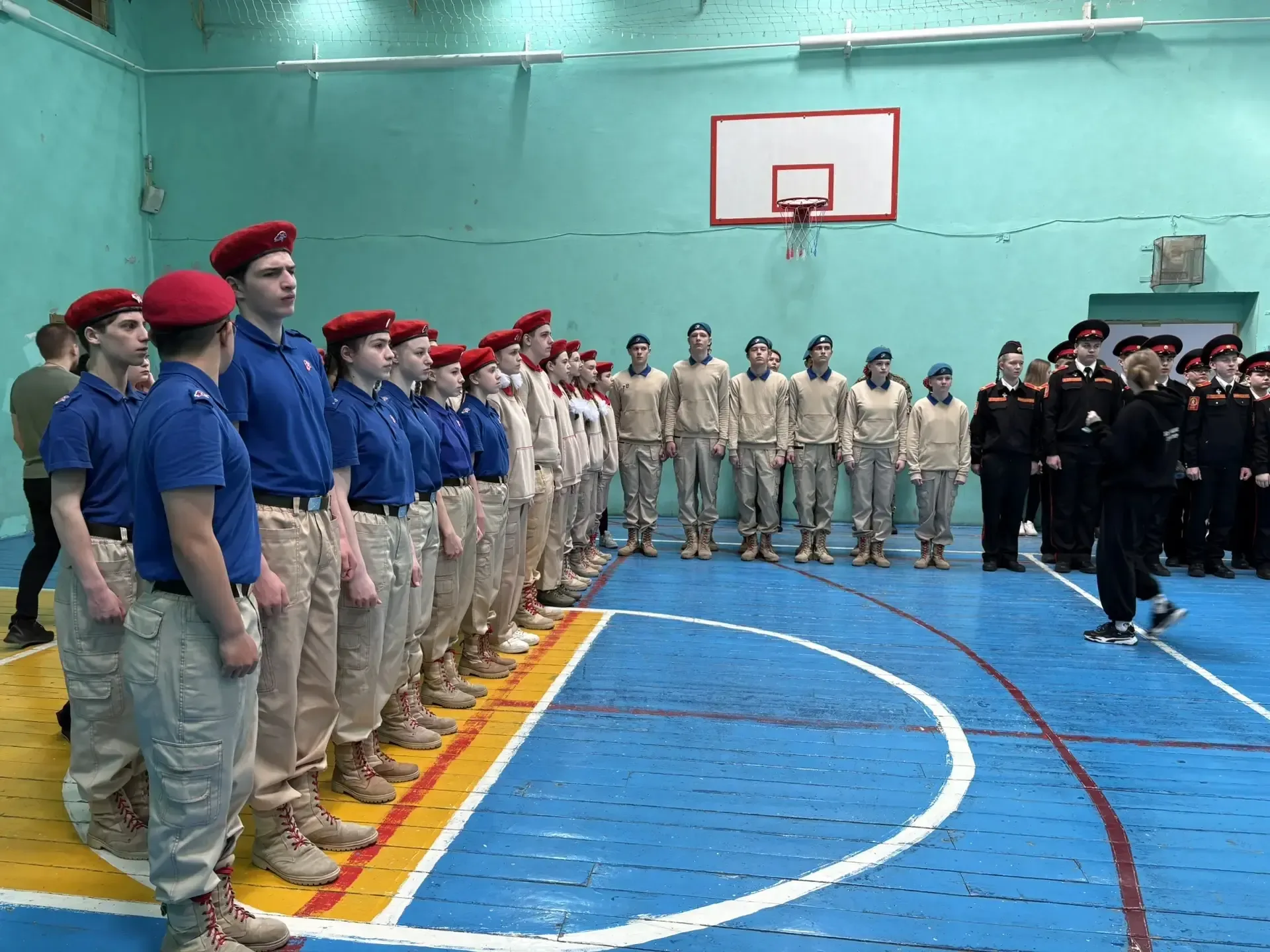 🎖️ Наша школа — площадка городского этапа военно‑патриотической игры «Зарница 2.0»! 🎖️  Дорогие учен