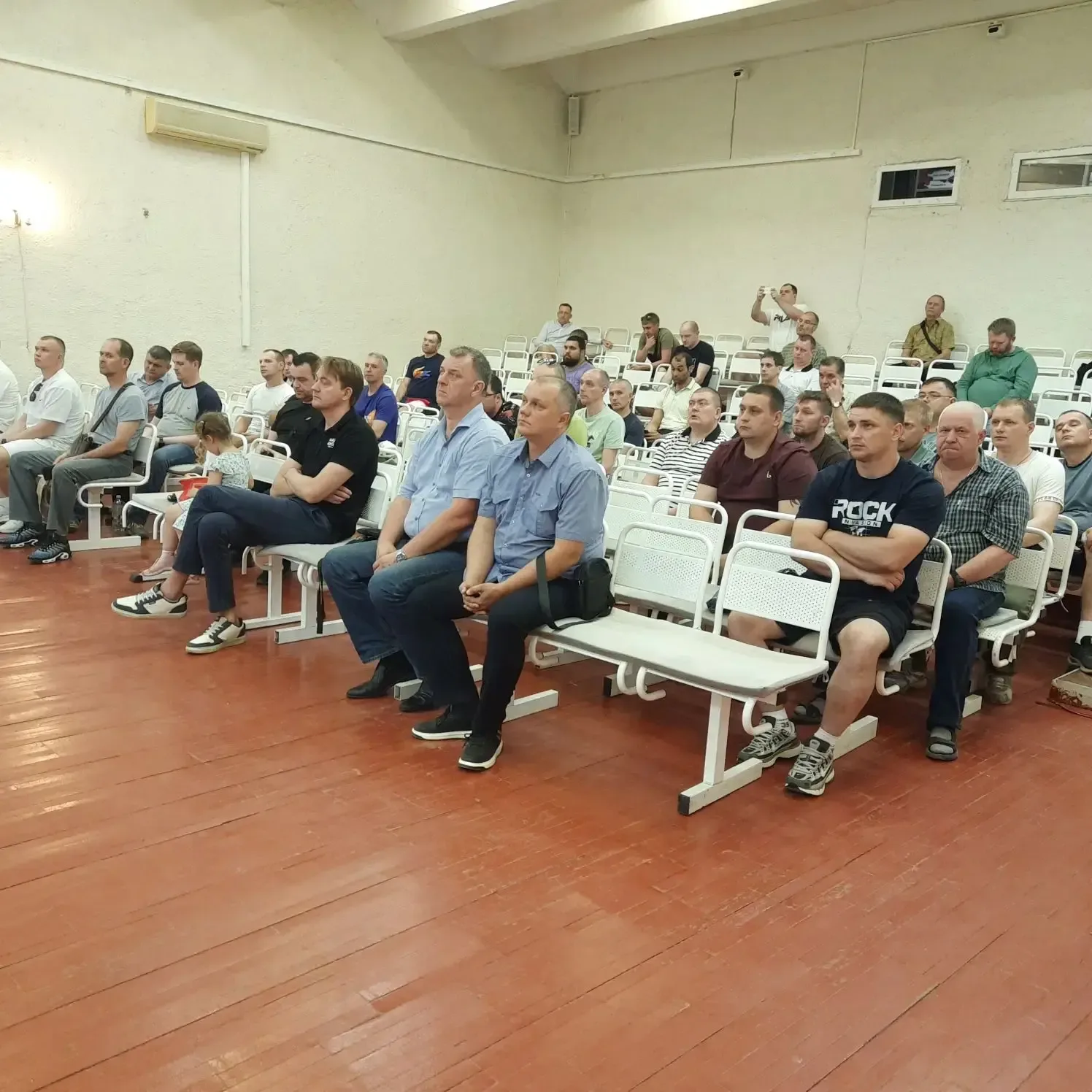 👨‍👧‍👦 Возрождение Совета отцов нашей школы!  Друзья, с радостью сообщаем: Совет отцов снова в строю!
