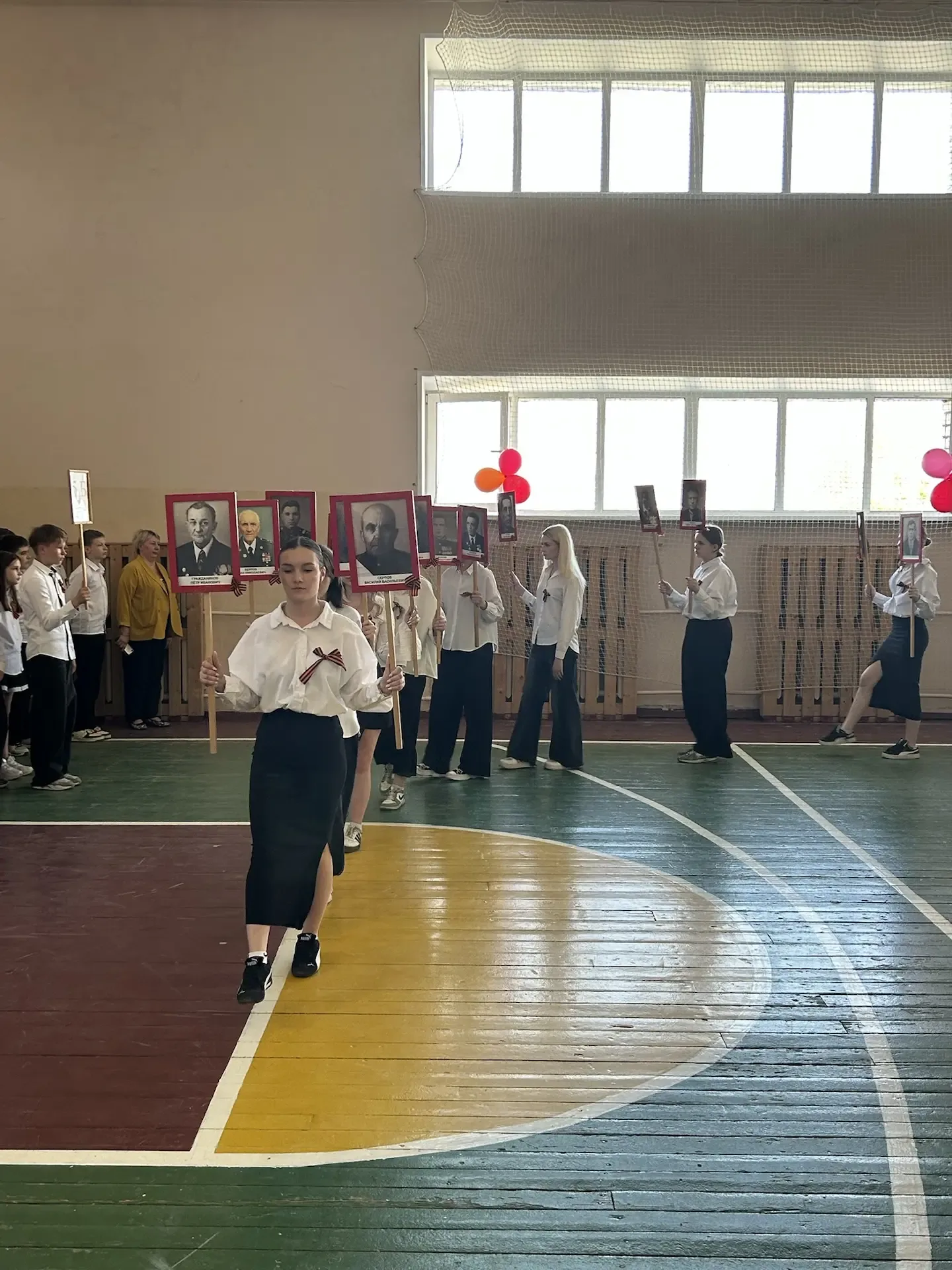 🎉 Браво, ребята! Поздравляем победителей смотра строя и песни, посвященного 9 Мая! 🎉  7 мая, в нашей