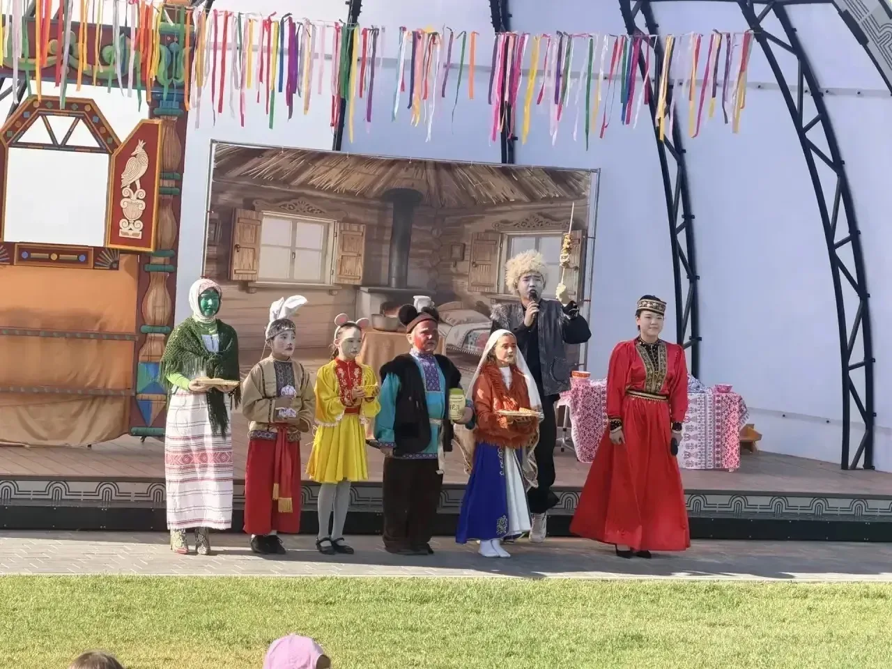🎭 Театральный триумф: дружба народов в «Теремке»!  Сегодня воспитанники театральной студии «Лидерлэн