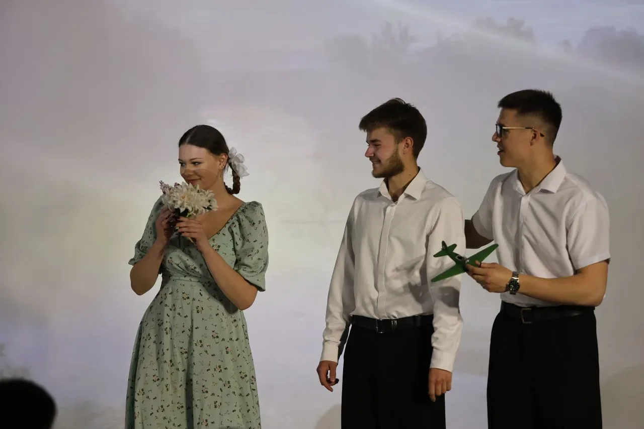 День Победы в нашей школе: память, гордость, благодарность 🎖️  Сегодня в стенах нашей школы прошёл п