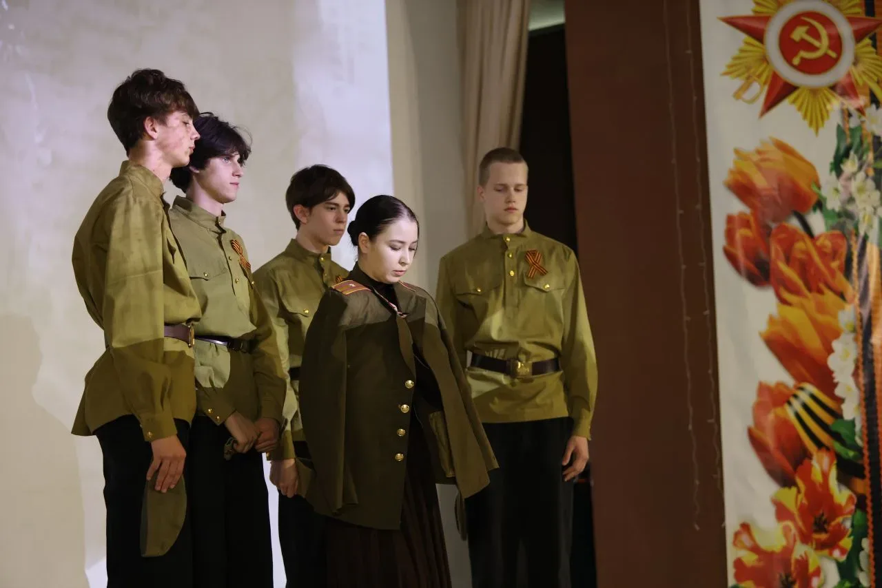 День Победы в нашей школе: память, гордость, благодарность 🎖️  Сегодня в стенах нашей школы прошёл п