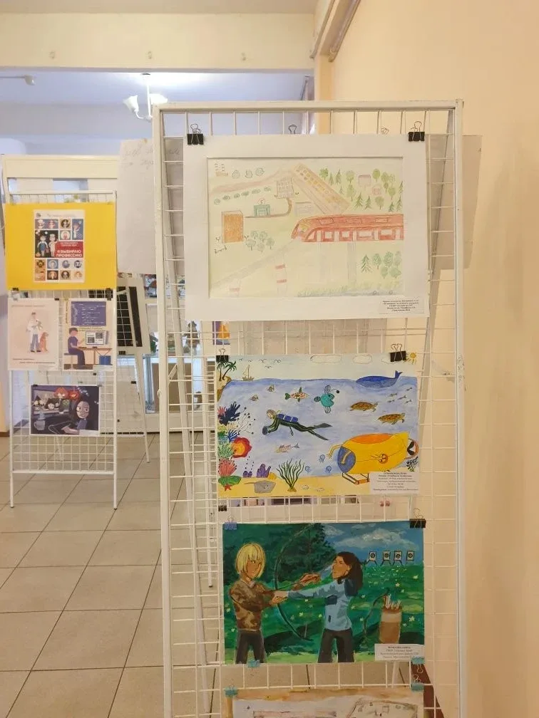 🏆 Гордость гимназии: итоги конкурса "Я выбираю профессию"!  Подведены итоги районного конкурса, и мы