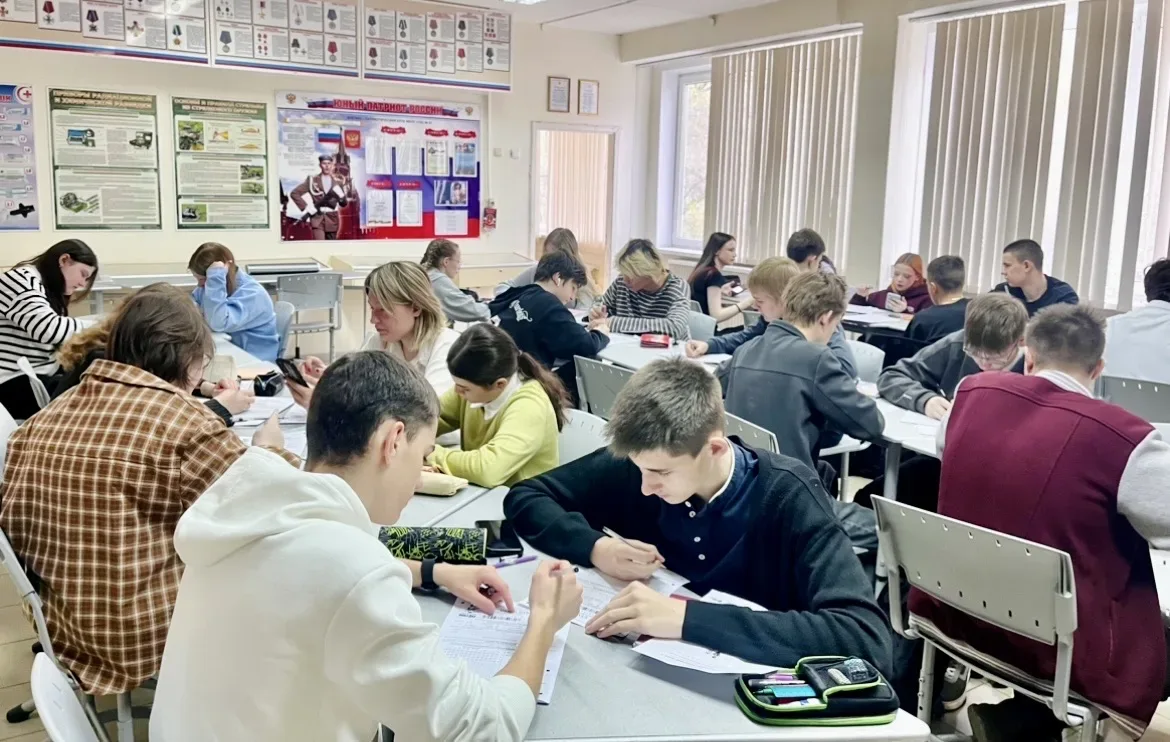 🇷🇺Учащиеся нашей школы приняли участие в «Диктанте Победы»! 👉Наши ученики и сотрудники присоединилис