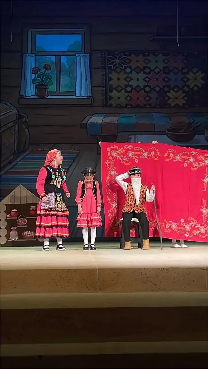 Бөгөн Мәжит Ғафури исемендәге Башҡорт драма театрында "Һаумы, һаумы, әкиәт!" донъя халыҡтары әкиәттә