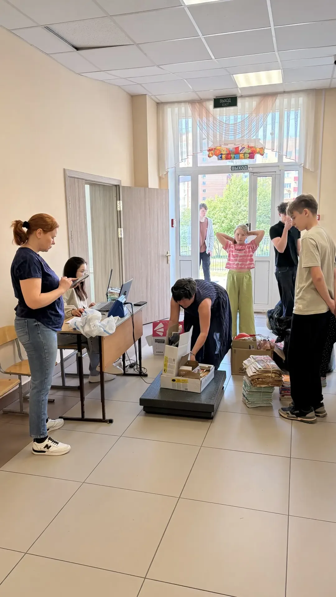 Сегодня наш лицей стал настоящим примером экологической ответственности! 🌱✨  Все вместе — родители, 