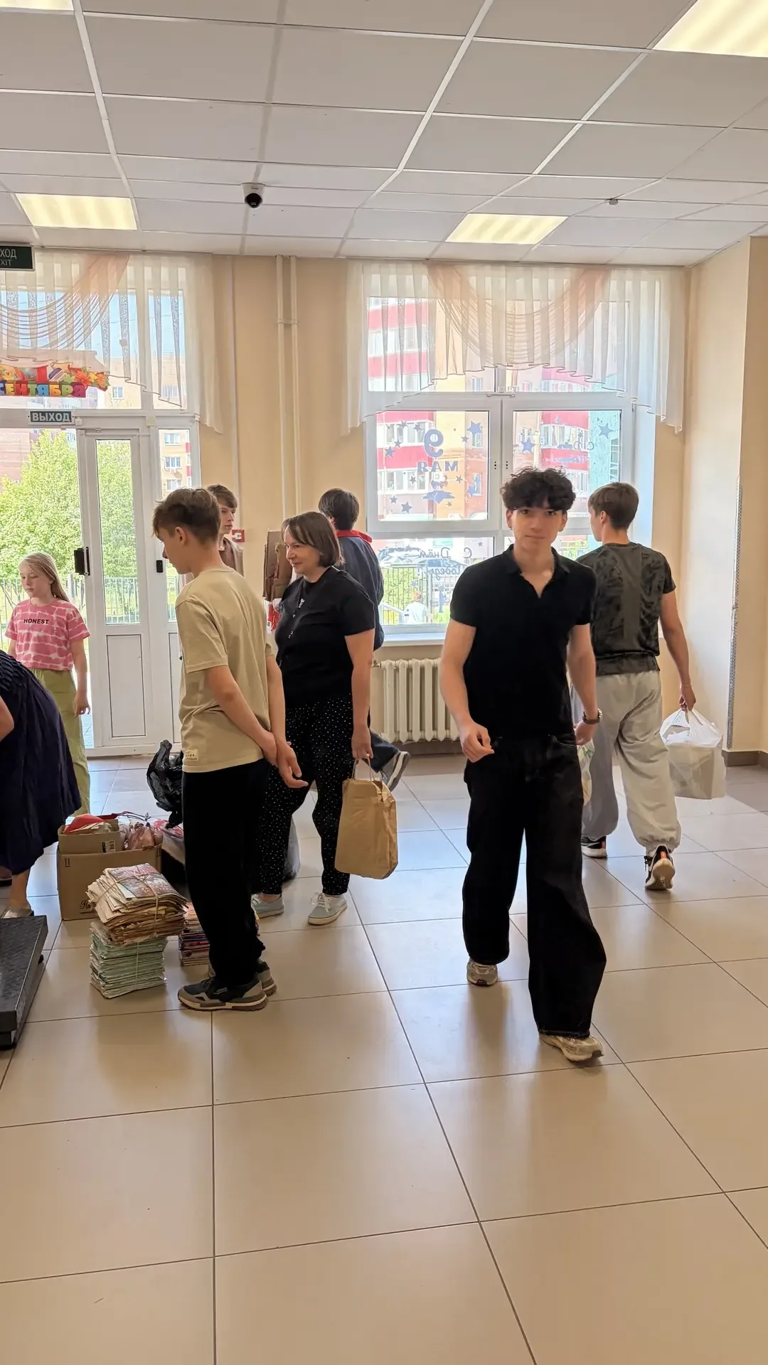 Сегодня наш лицей стал настоящим примером экологической ответственности! 🌱✨  Все вместе — родители, 