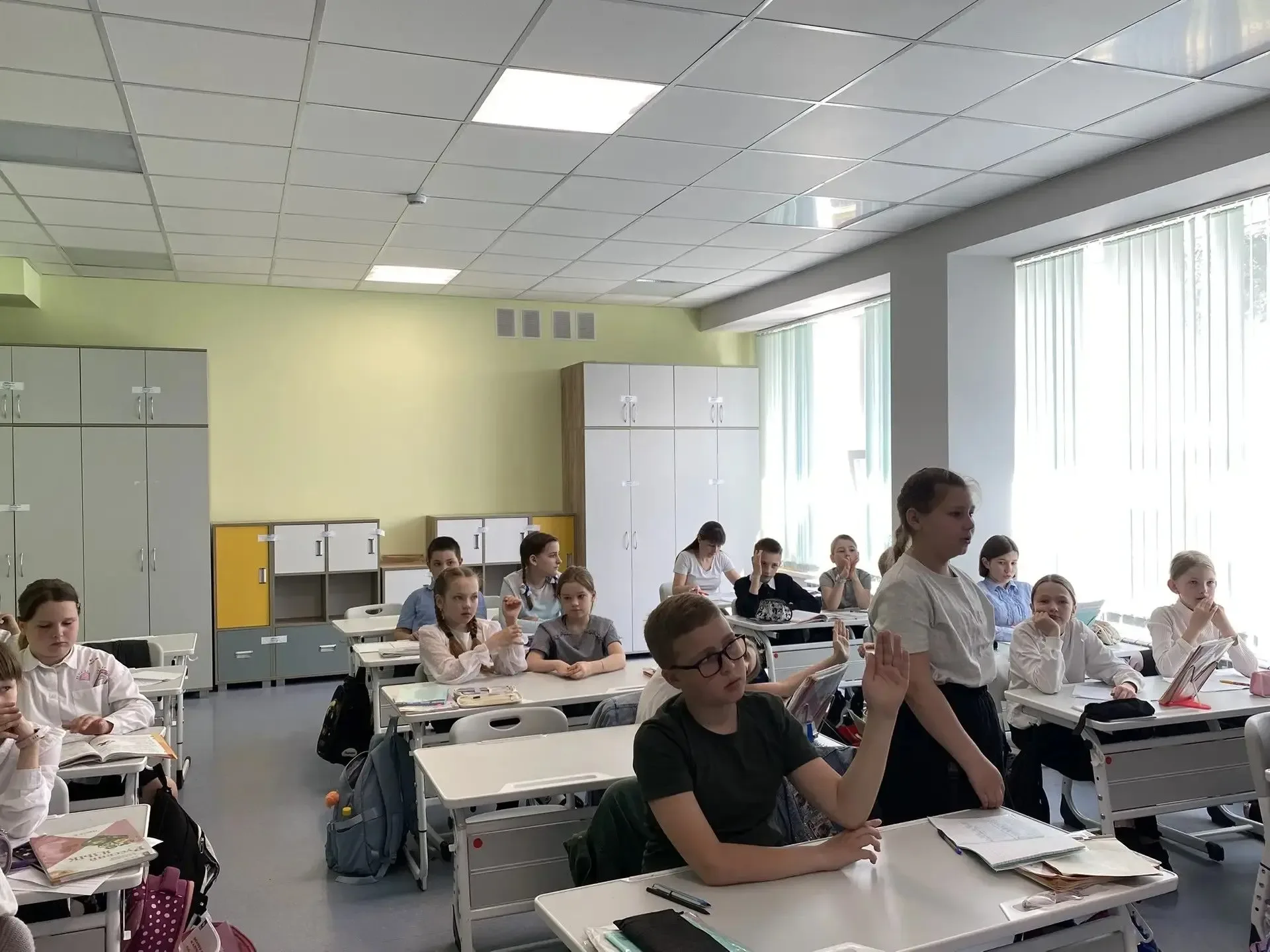 18 мая — Международный день музеев!  Сегодня в 3 «В» классе (кл. рук-ль: Гончарова Н.И.) прошла лекц