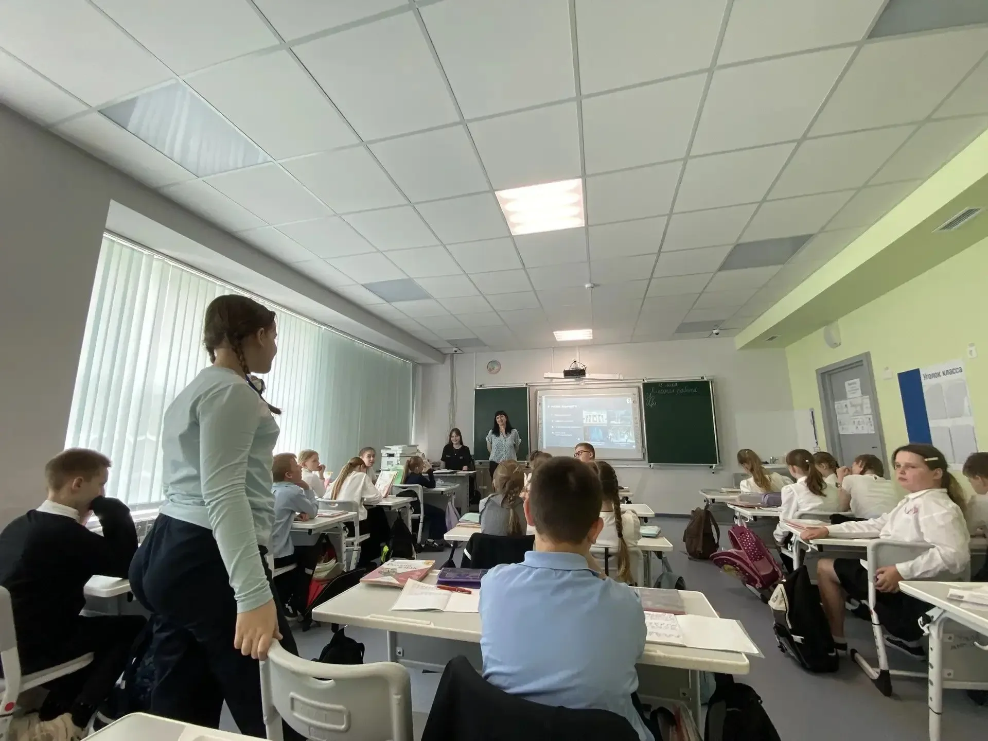 18 мая — Международный день музеев!  Сегодня в 3 «В» классе (кл. рук-ль: Гончарова Н.И.) прошла лекц