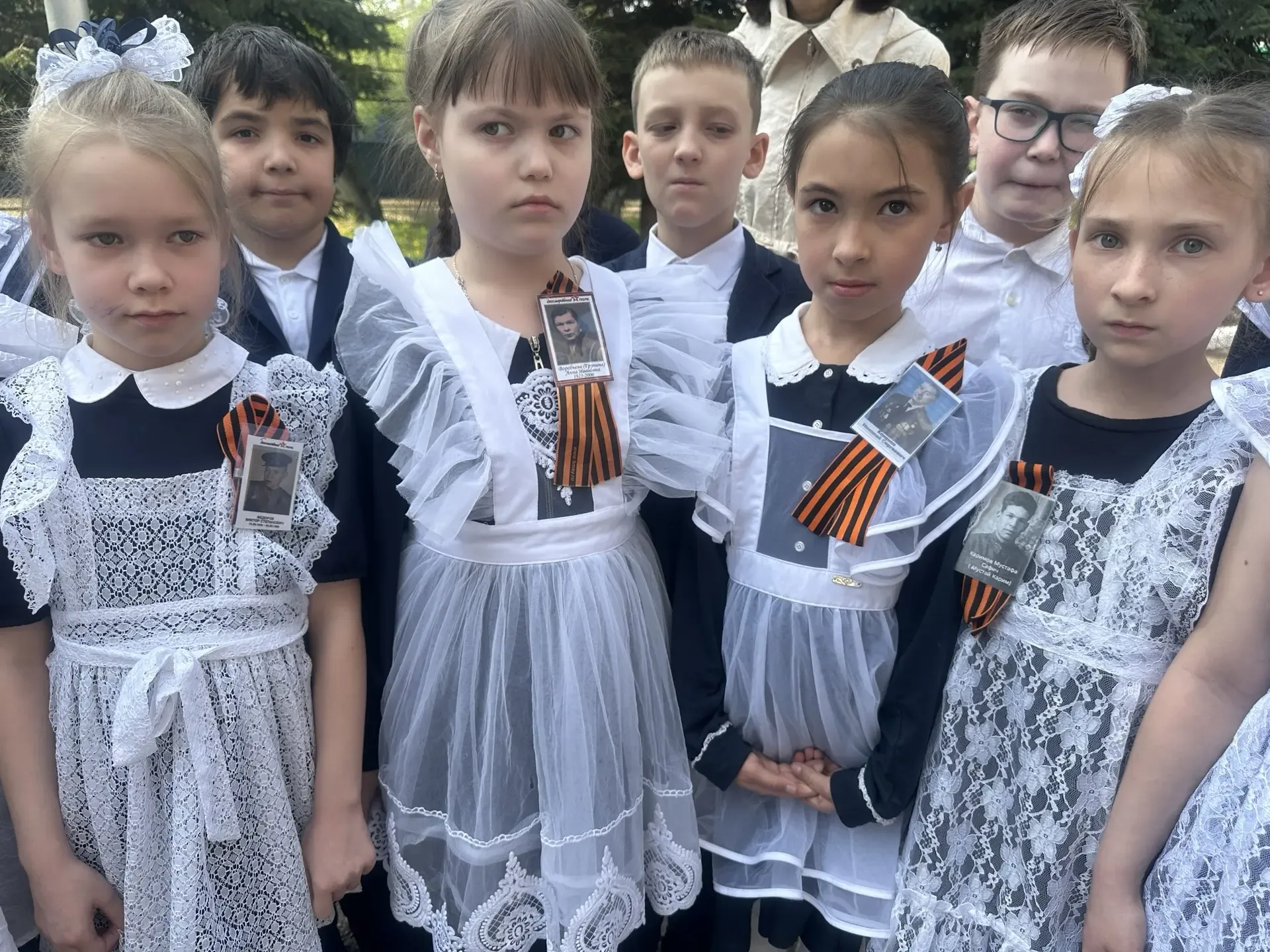 В нашем лицее состоялась торжественная линейка, посвященная Дню Победы. Это событие собрало учащихся