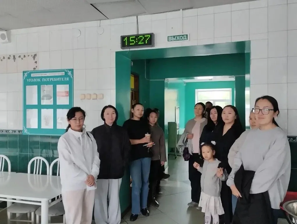 Сегодня прошел день открытых дверей для родителей будущих первоклассников