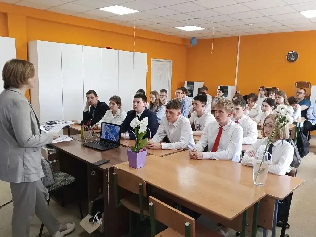19 мая в Луховском лицее состоялось торжественное закрытие энергокружка от ПАО «Россети Волга» (фили