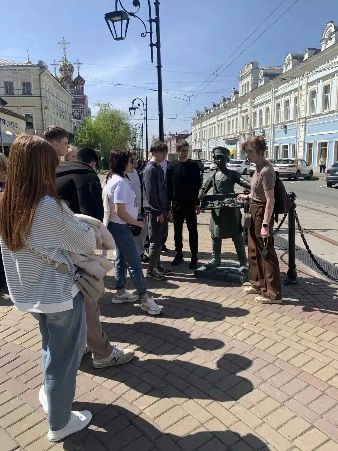 14 мая 8Б класс познакомиться с достопримечательностями и ощутить атмосферу знаменитого купеческого 