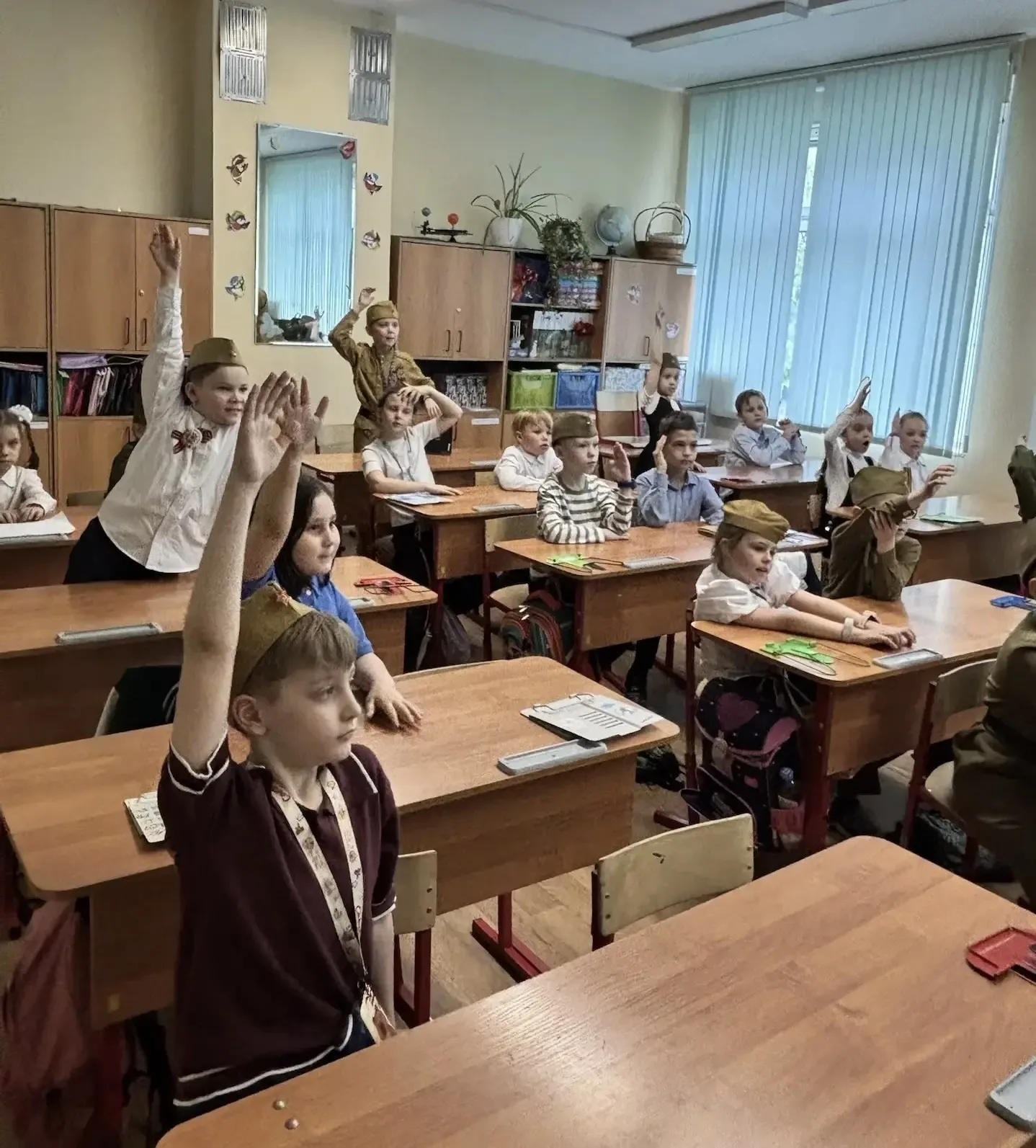 💢 Есть события, о которых люди обязаны помнить   🔹 В 1 «М» классе прошло праздничное мероприятие, по