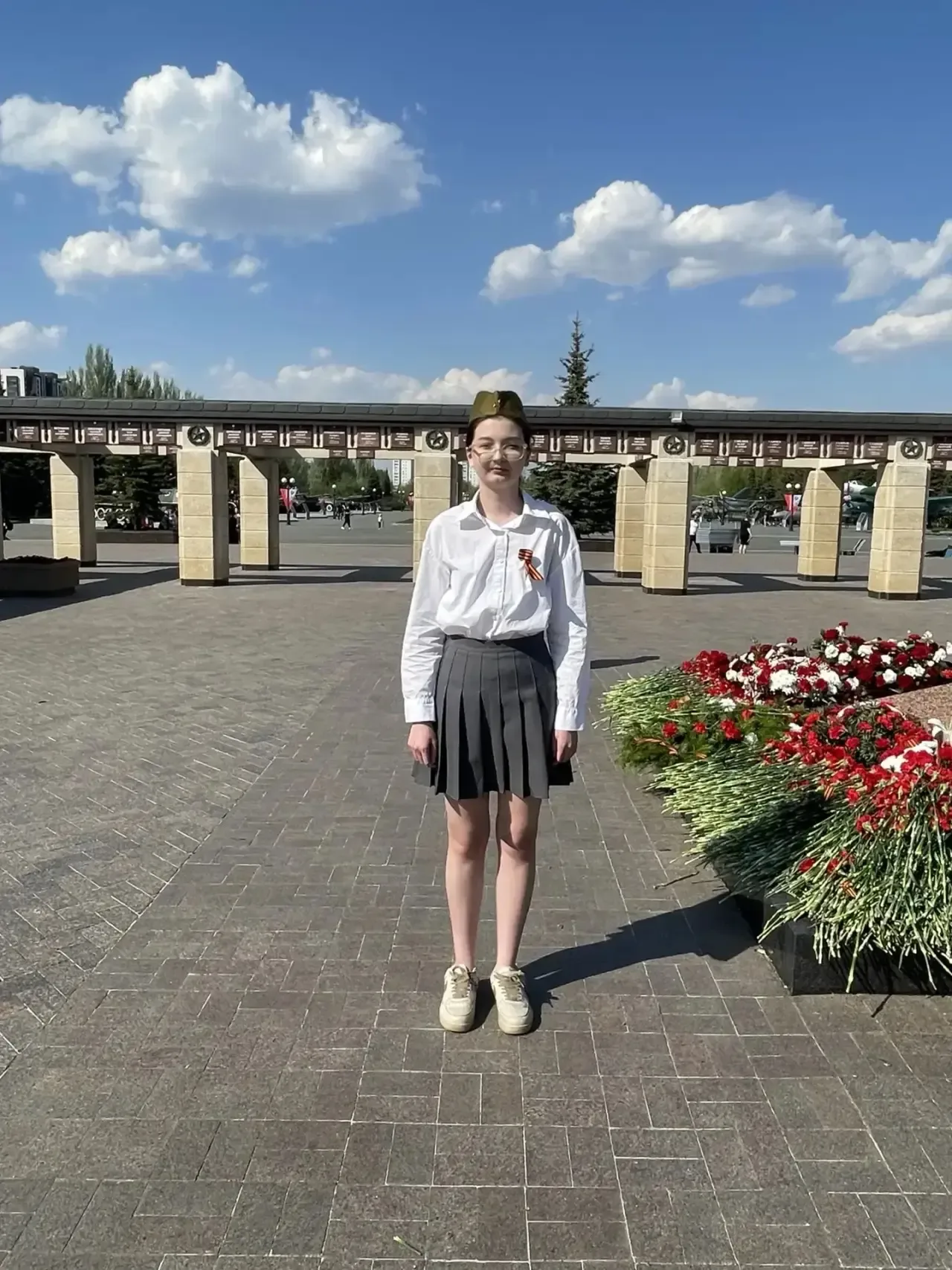 🎖️ В преддверии Дня Победы в Парке Победы Казани у Вечного огня ученики 10-х классов нашей школы зас