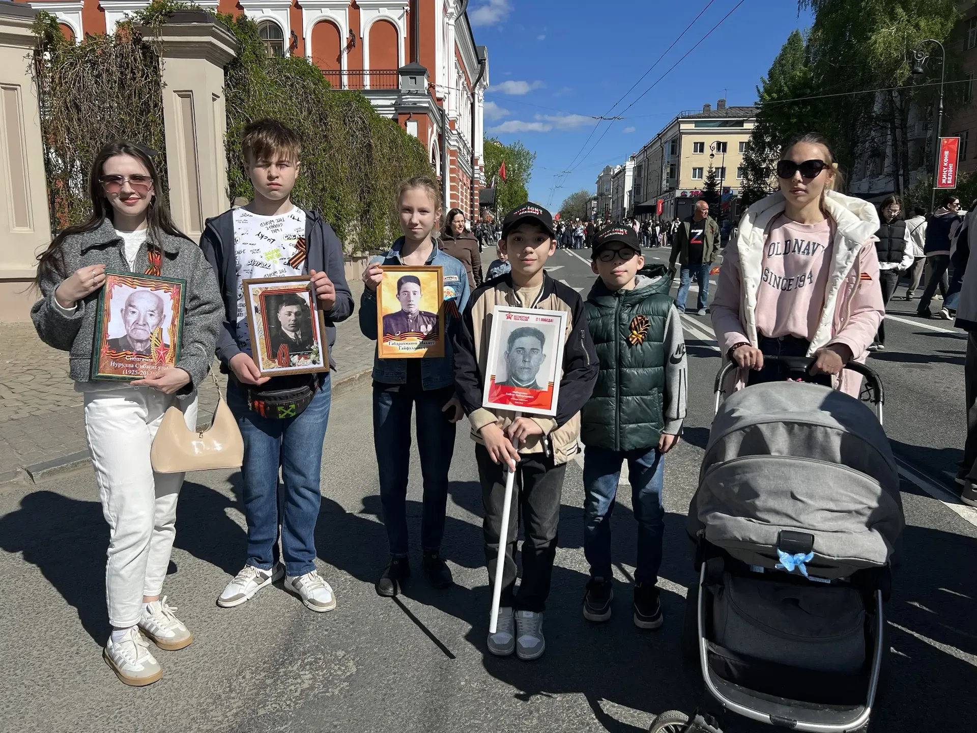 🎖️Сегодня, в День Великой Победы, ученики, учителя и родители нашей гимназии присоединились к акции 