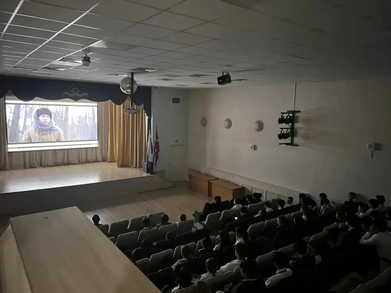 ✅Бүген Гимназиябездә Нурихан Фәттах исемендәге музейга бәйле тагын бер чара үтте. Татарстанның халык