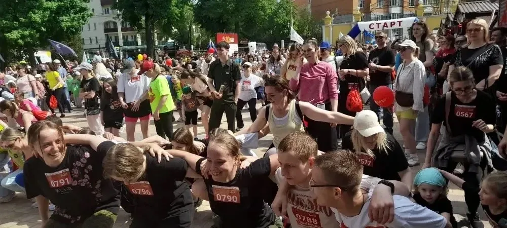 17  мая ВПК "Молодая Гвардия", Г.о.Подольск,  стали участником X благотворительного  забега, организ