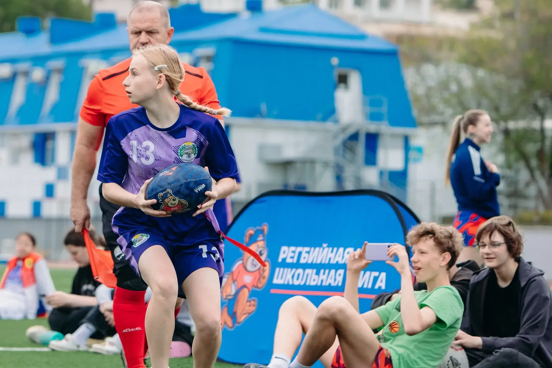 На поле – азарт, а в сердце – победа🏆   В рамках Всероссийских игр школьных спортивных клубов в «Сме
