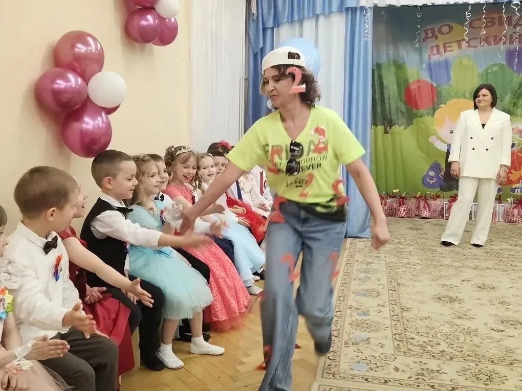 🌸Самый трогательный праздник: выпускной в детском саду  Уважаемые родители!  Выпускной бал в детском