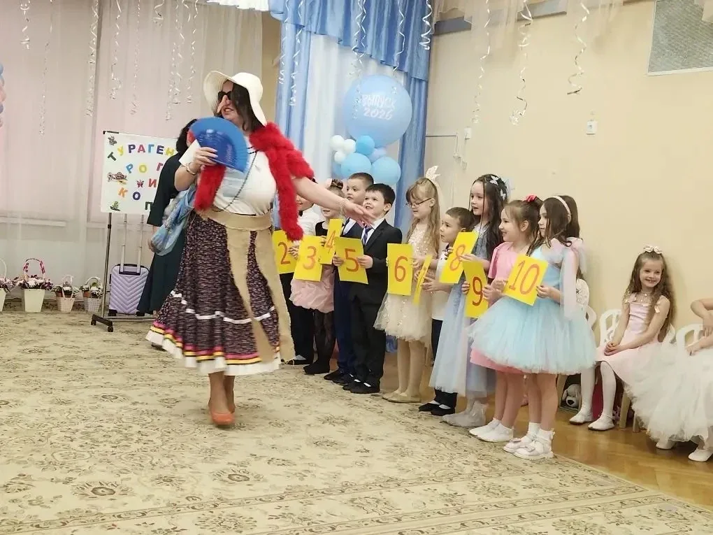 🌸Самый трогательный праздник: выпускной в детском саду  Уважаемые родители!  Выпускной бал в детском