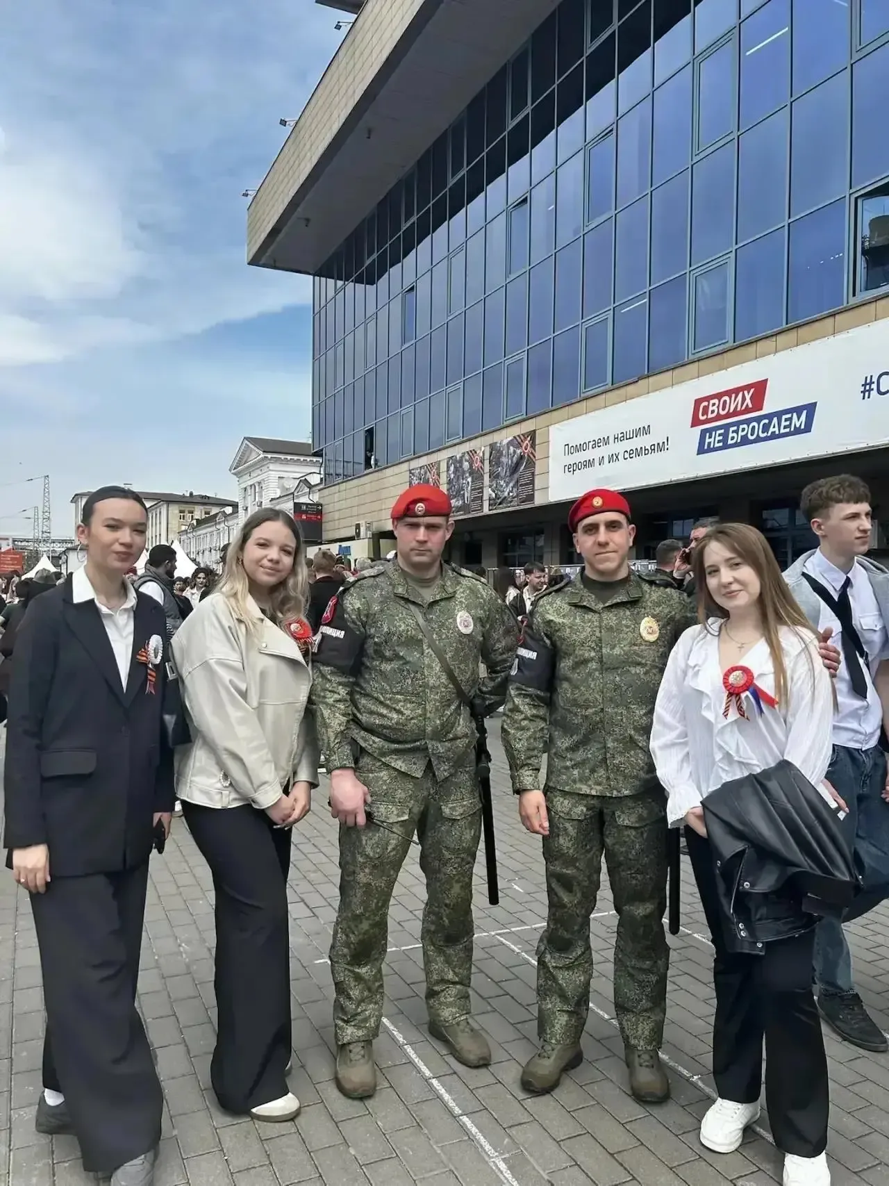6 мая 2026 года на вокзал Ростов-Главный прибыл Ретропоезд «Победа».  Состав, сформированный из паро