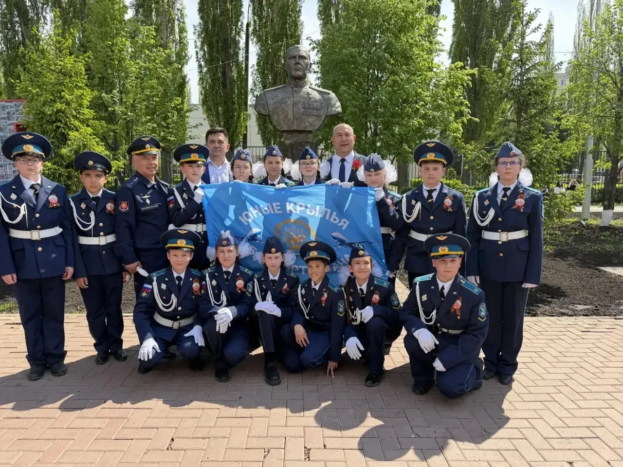 Накануне Дня Победы кадеты кадетского блока «Юные крылья Башкортостана» приняли участие в торжествен