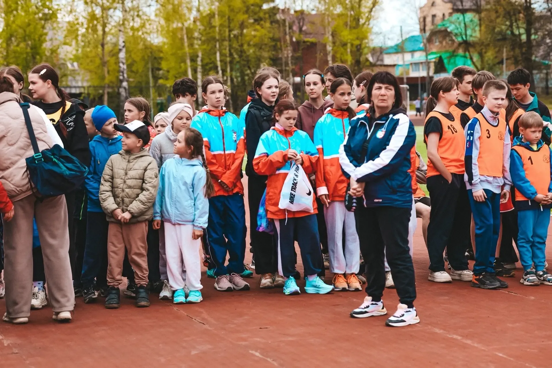 12 мая на стадионе «Гайва» 🏆 прошла традиционная весенняя легкоатлетическая эстафета!  Команда школы
