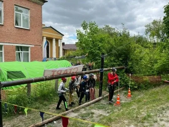 Гордимся лицеистами!  Команда лицея заняла III место в городских соревнованиях на этапе «Командная п