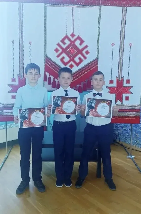 🏆🎉  Поздравляем призеров городского конкурса «Мелодия родного языка»! 🎶  📖Наши талантливые ребята до