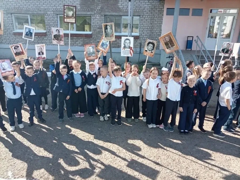 🌟Хотим поделиться с вами тёплыми и важными кадрами. Наши самые юные гимназисты — первоклассники — вп