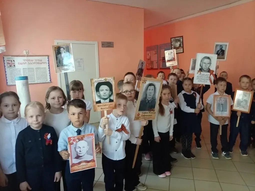 🌟Хотим поделиться с вами тёплыми и важными кадрами. Наши самые юные гимназисты — первоклассники — вп