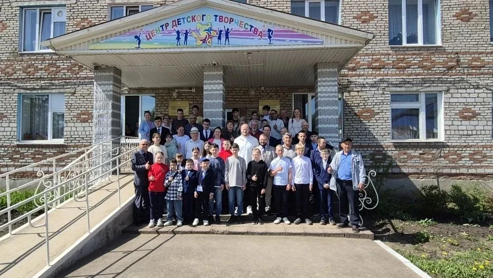 15 мая 2026 в МБУ ДО ЦДТ г. Янаул легенды шахматного спорта — международный гроссмейстер Денис Хисма