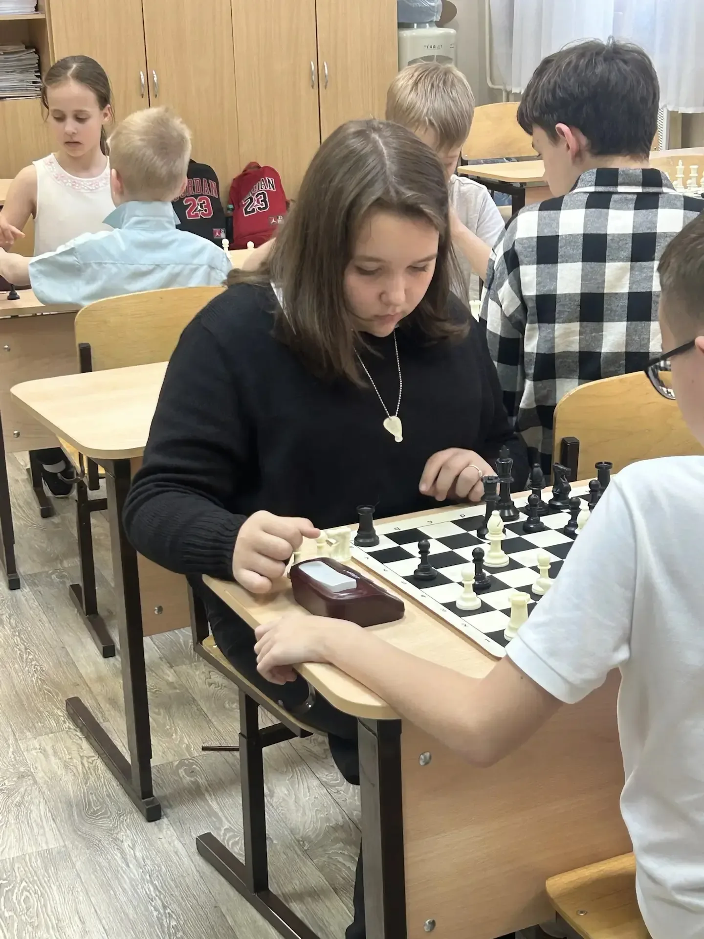 ♟️ Итоги 4 этапа школьного Кубка по шахматам 📍 Школа №12 · 18 мая  В 4 этапе школьного Кубка по шахм