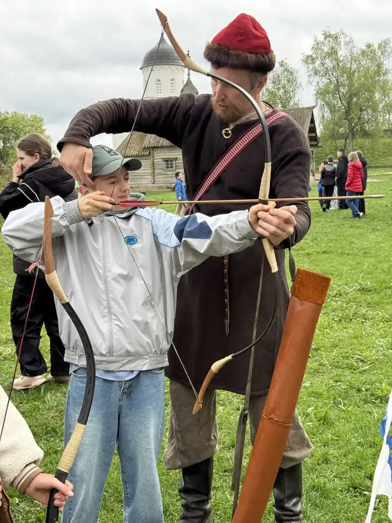 «Не просто урок, а погружение в эпоху!🏰»  14 мая учащиеся 5А класса посетили один из древнейших архи