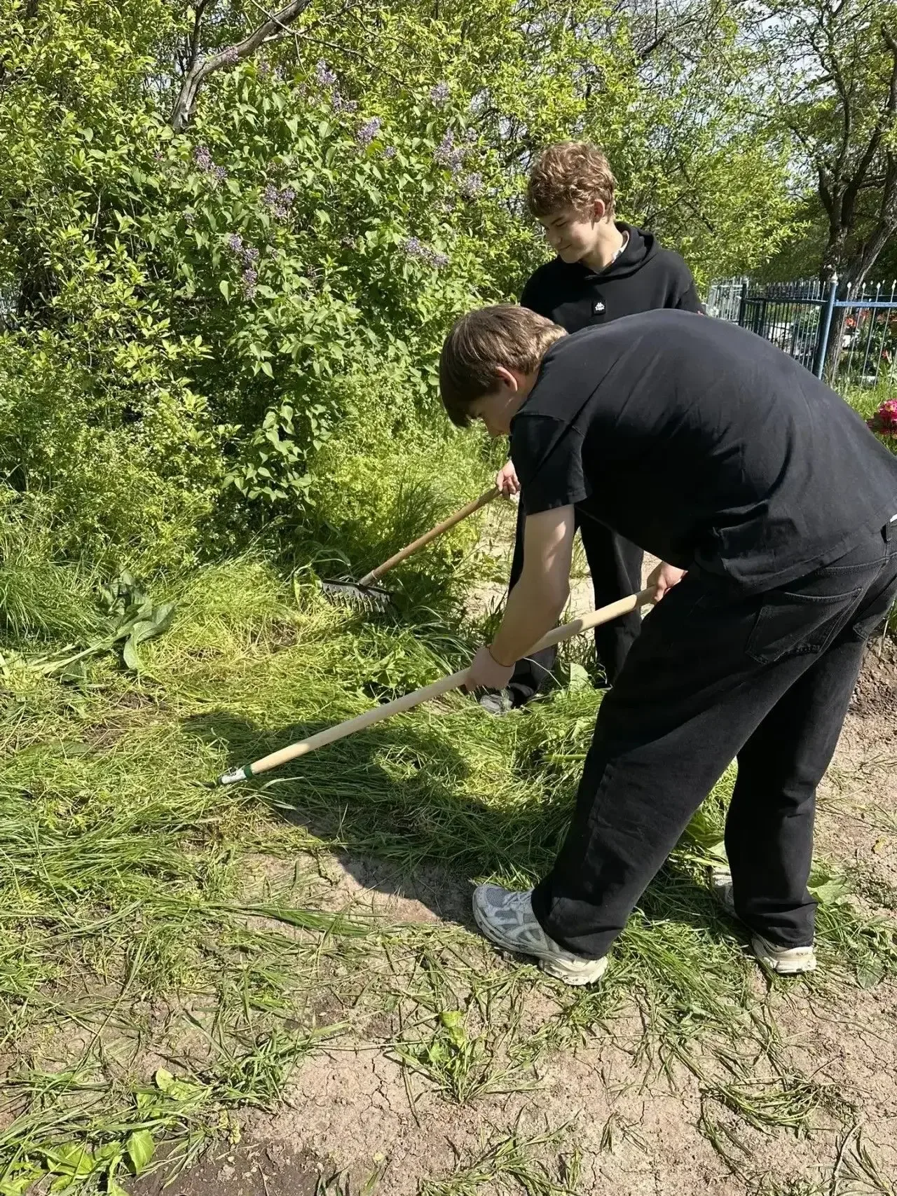 Тишина в сквере и благодарность в сердце. 🙏 Есть дела, после которых на душе становится теплее. Сего