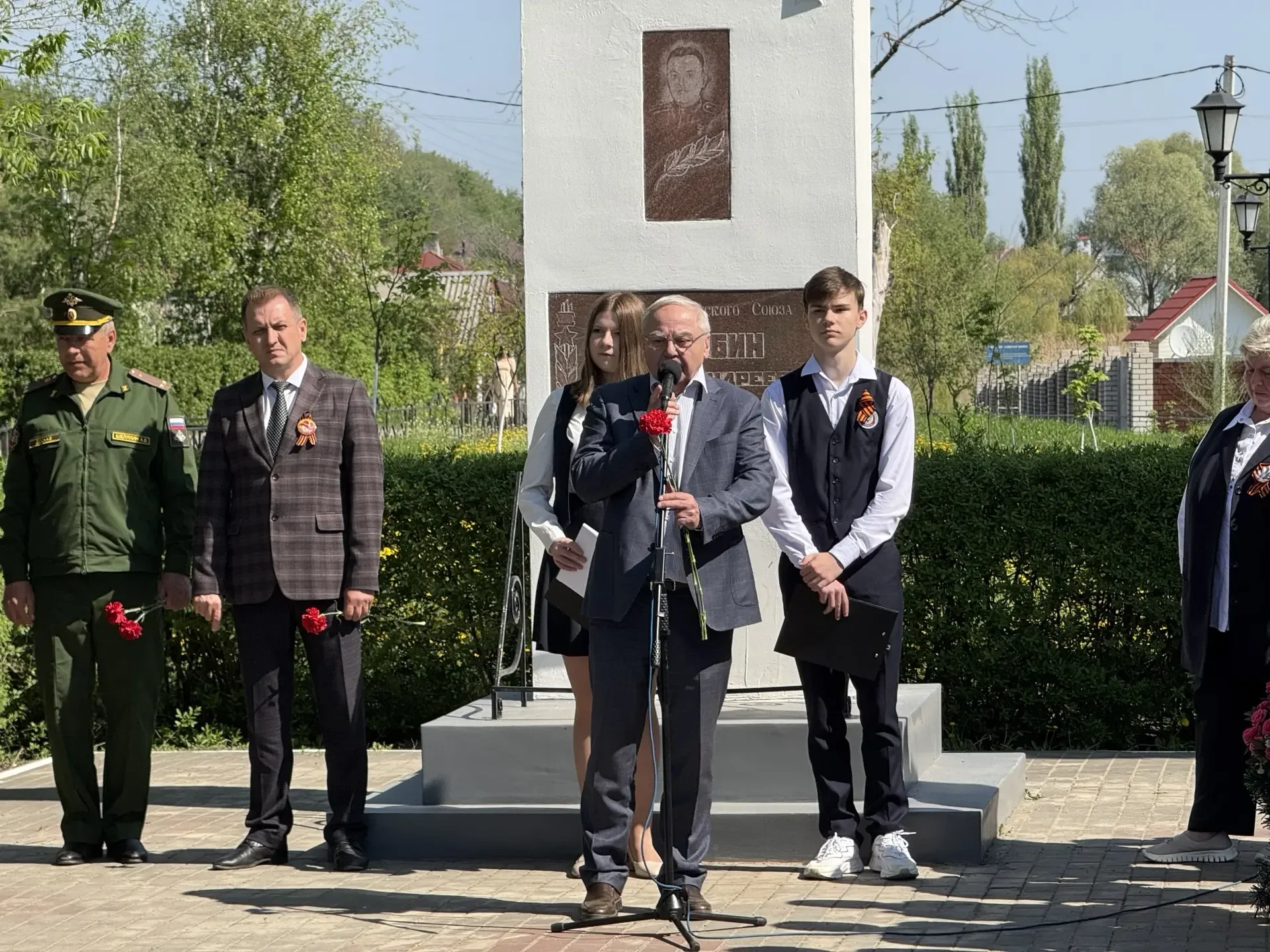 🎖 Митинг, посвящённый 81-й годовщине Великой Победы  Сегодня обучающиеся нашей школы приняли участие