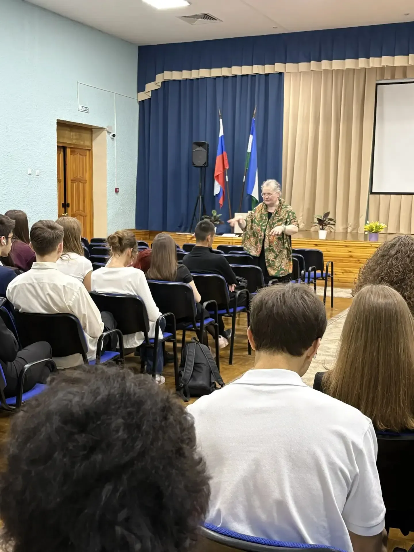 В лицее №155 в преддверии предстоящей поры экзаменов провелены лекции для для учащихся 9, 10, 11 кла