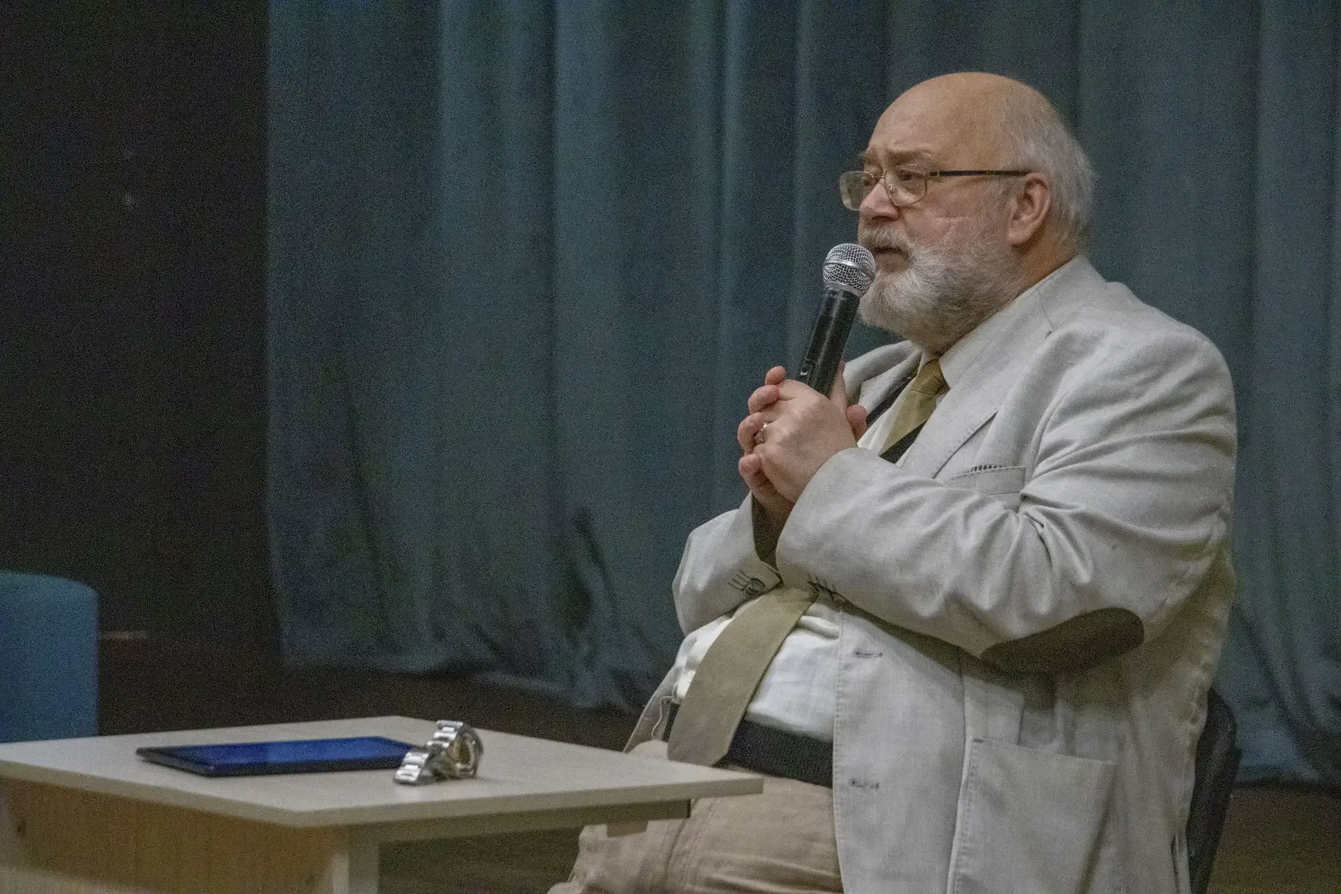 «История – свидетельница прошлого, пример и поучение для настоящего, предостережение для будущего»  