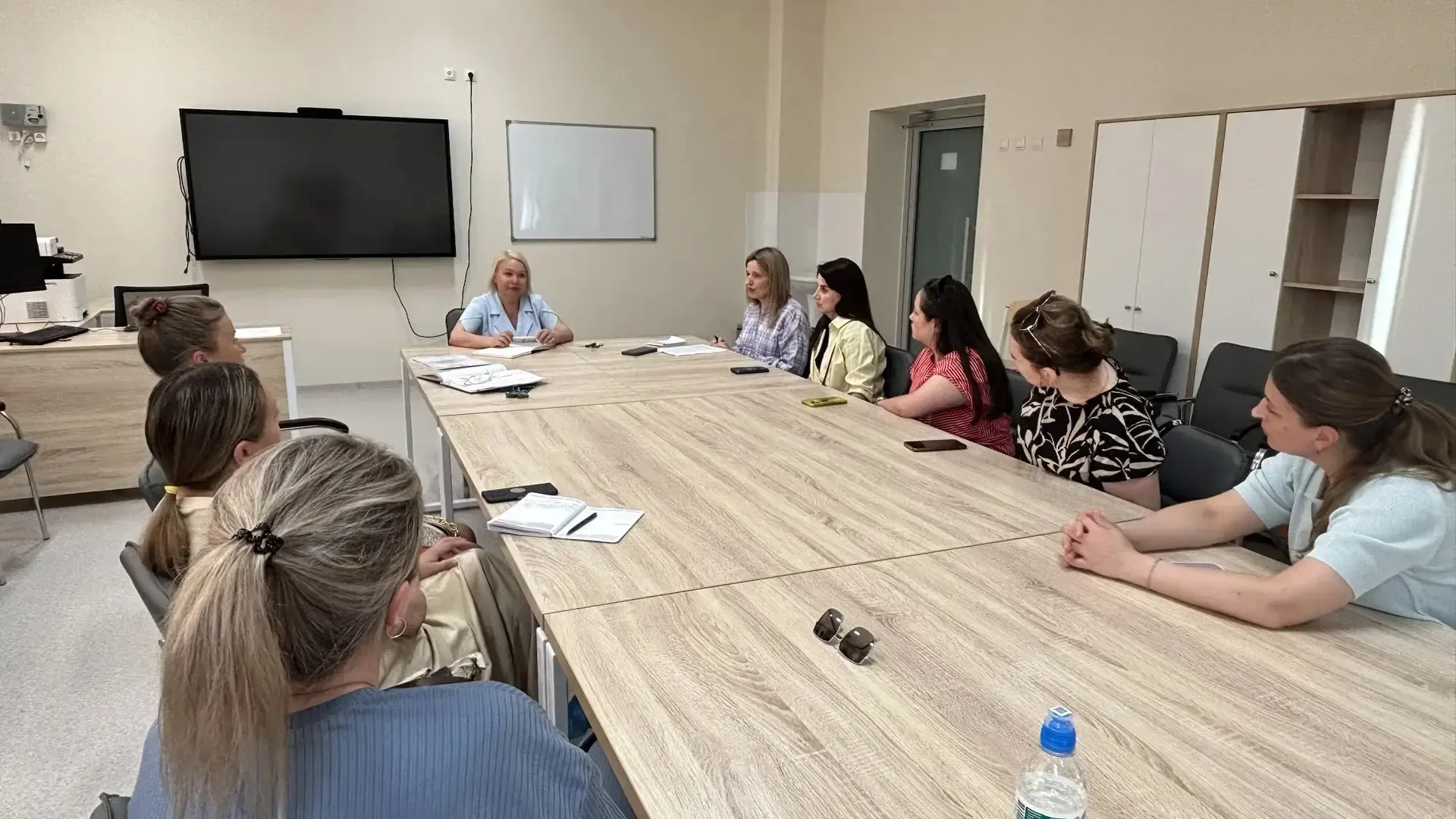Сегодня мы собрались с родительским советом!  Такие встречи — это не просто обсуждение дел, а настоя
