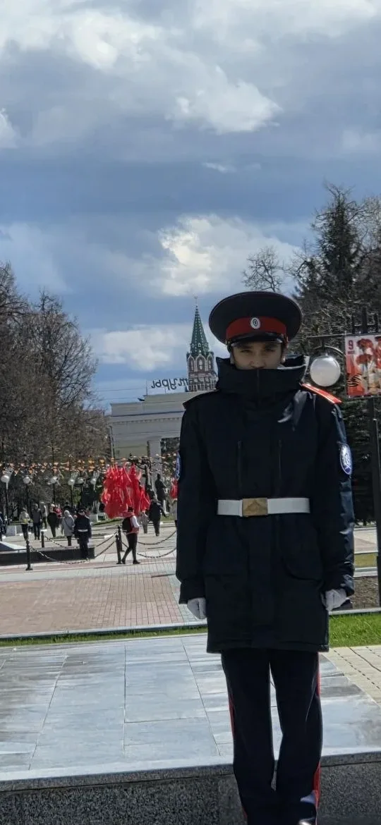🇷🇺 Сегодня, 1 мая, кадеты-казачата на посту №1!  Сегодня, 1 мая, наши кадеты-казачата с честью и дос