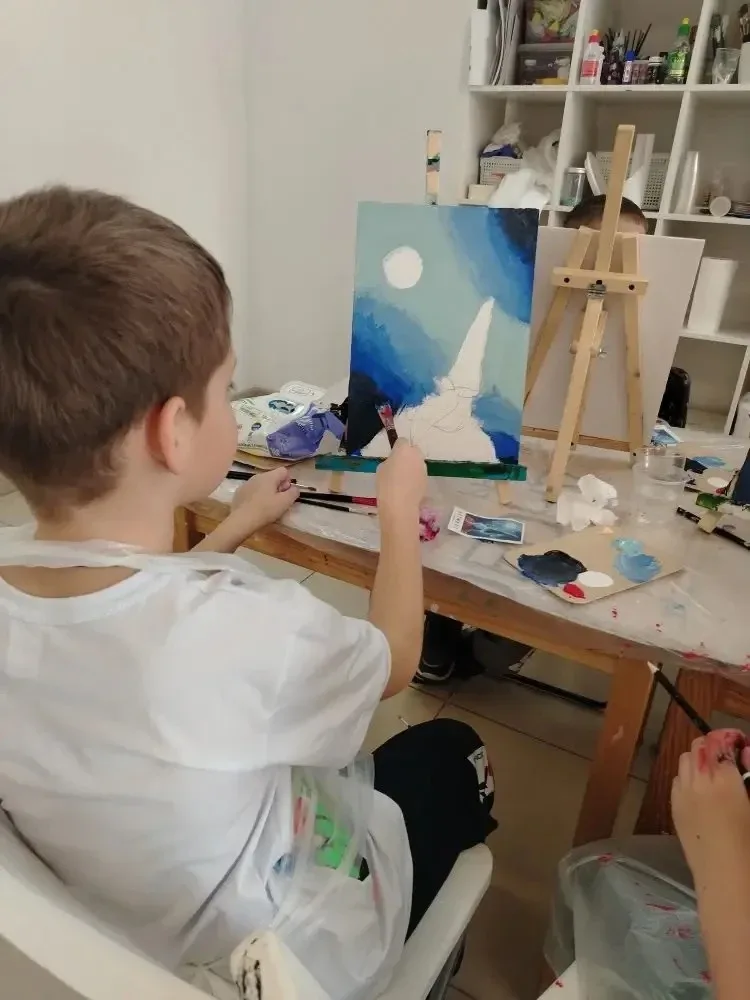 🎨🖌️Учащиеся 2 «Б» класса посетили Арт-лаб школу, где приняли участие в увлекательном мастер-классе п