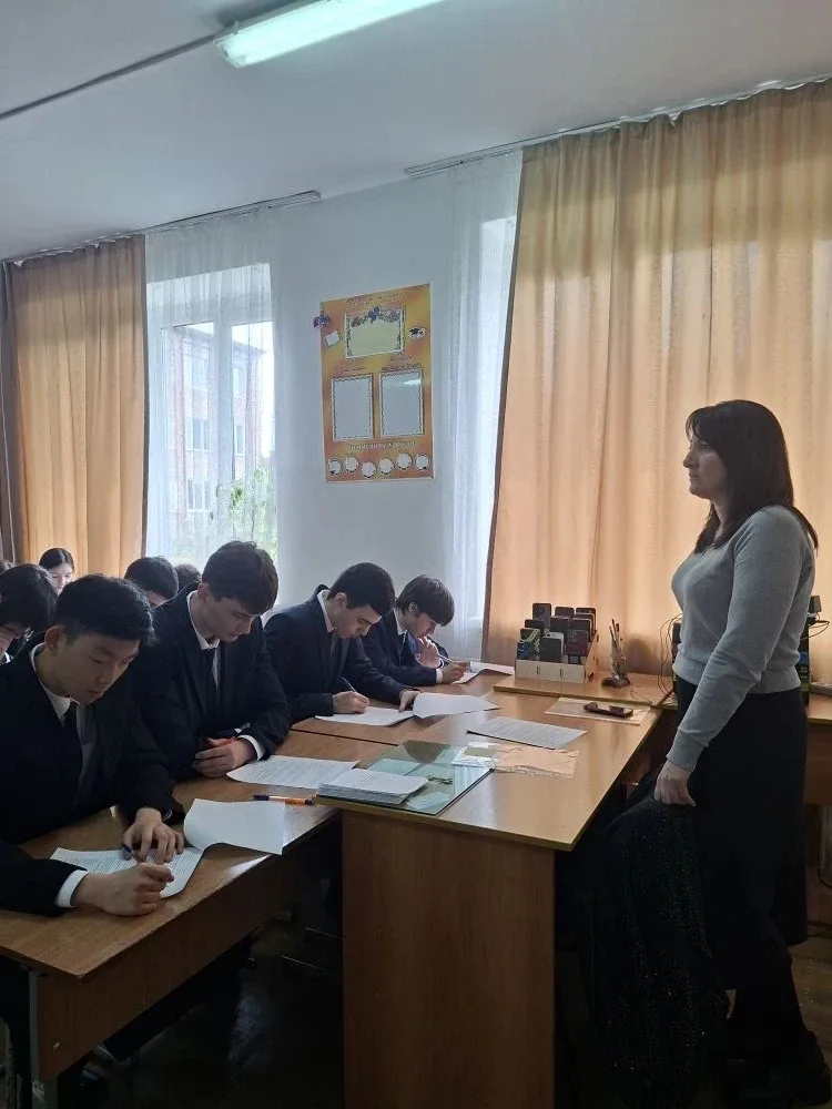 📚✨ 18 мая в нашей школе прошла промежуточная аттестация по осетинскому языку! 🎉📝  Ученики с волнение